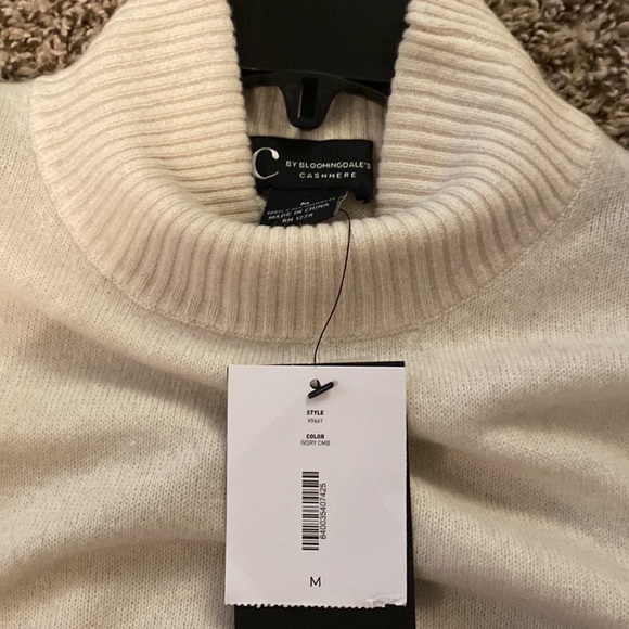 NWT C by Bloomingdale’s white, pink, and navy cashmere sweater - Picture 3 of 3